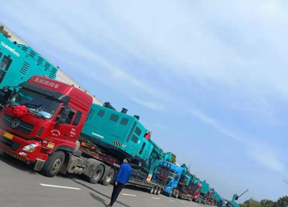 将奋斗进行到底!致敬山河劳动者