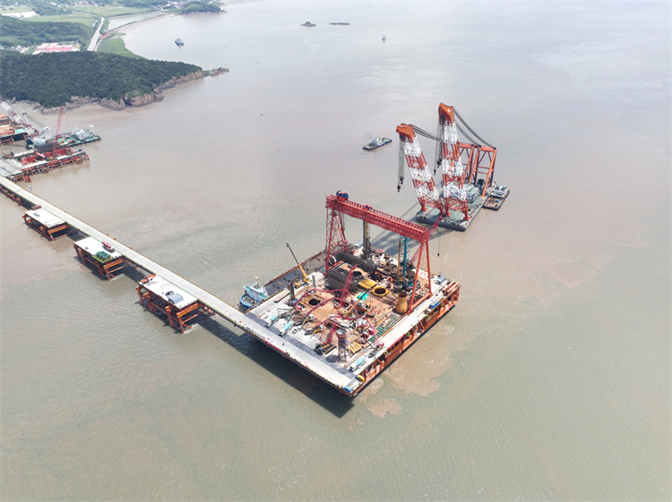 捷报!山河智能完成“全球最大”6.3米直径旋挖桩成孔成桩