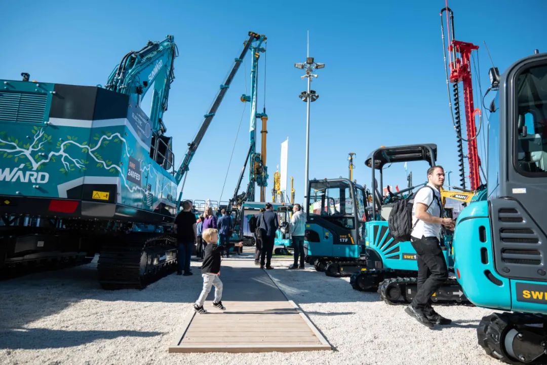 Bauma 2022 | 一组火热现场图带您重温山河智能德国宝马展之旅