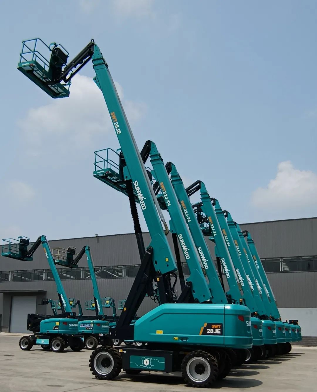 新能源家族再添“新丁”！山河智能三款电动臂式高空作业平台齐下线