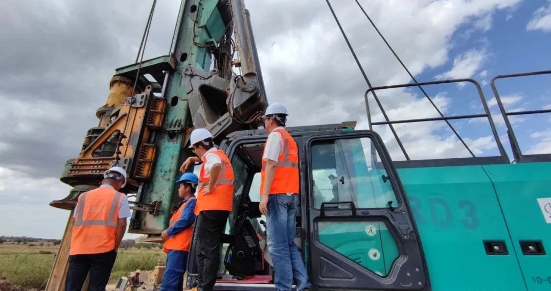逐梦非洲，携手同行！山河智能亮相第三届中非经贸博览会