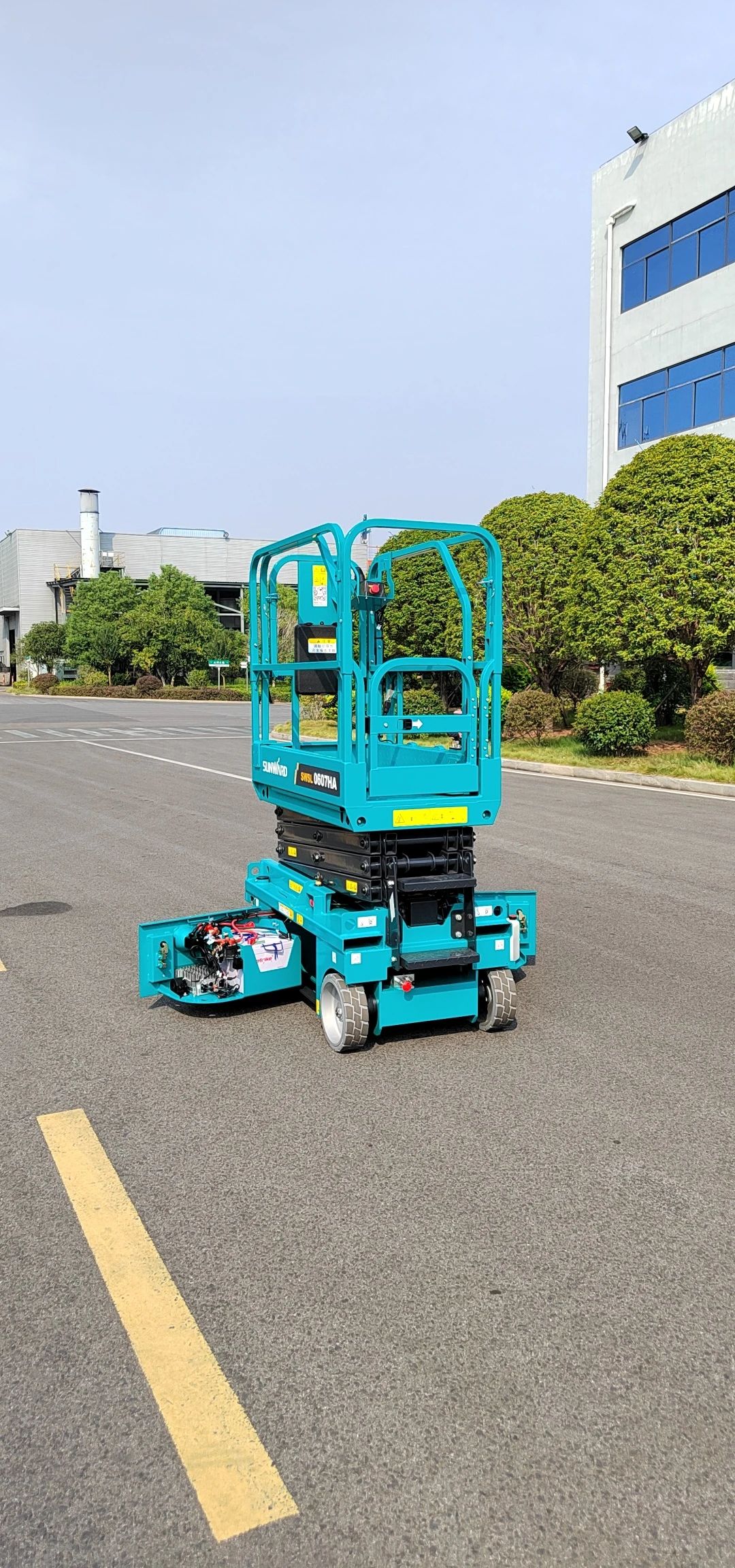 向“新”而行！山河智能又一款电动液驱剪叉式高空作业平台发布