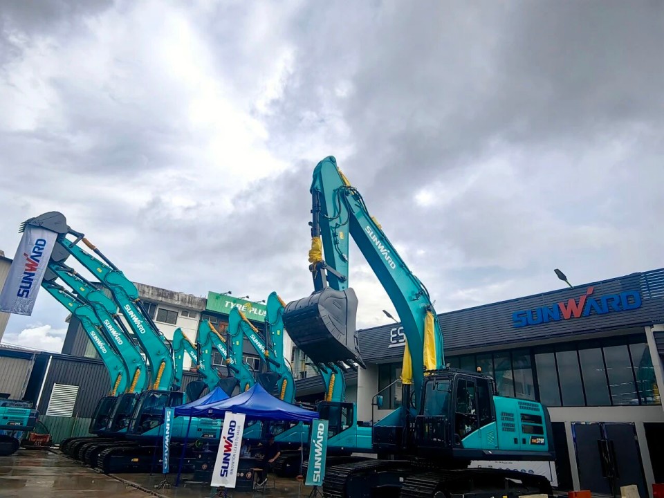 山河智能高端设备批量交付，助力马来西亚基建升级